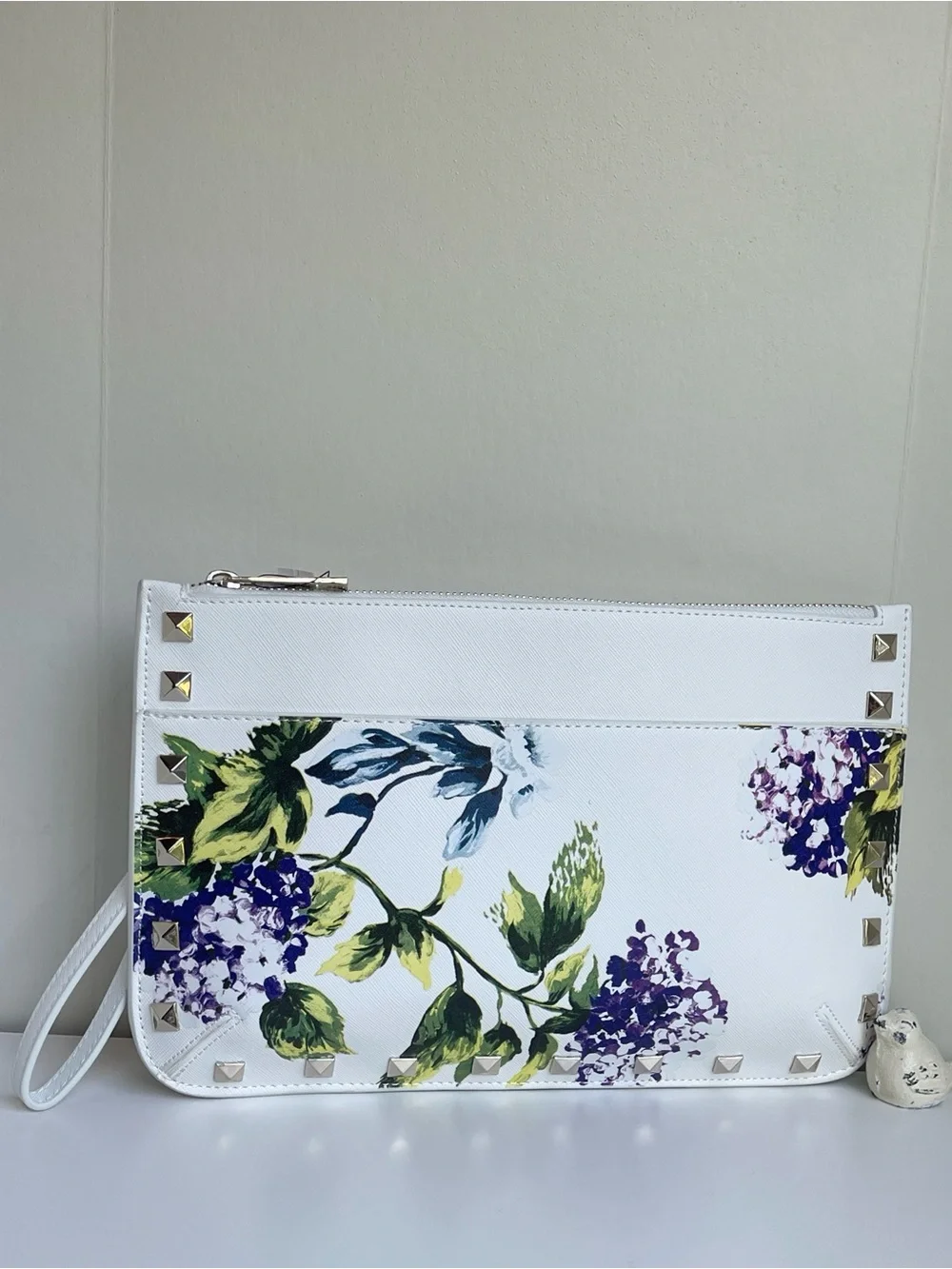 White House Black Market Clutch New With Tag 🏷️ - Picture 3 of 12